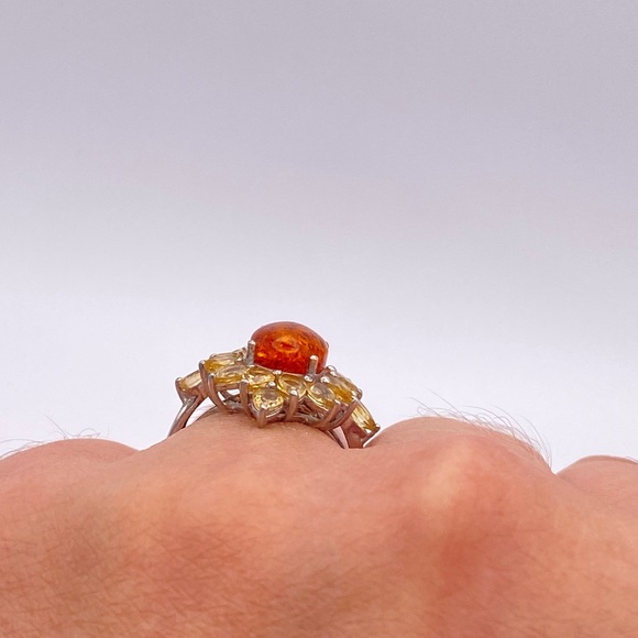 Genuine Baltic Amber and Citrine Floral Ring; 925 Sterling Silver; Size 7 - Picture 4 of 5